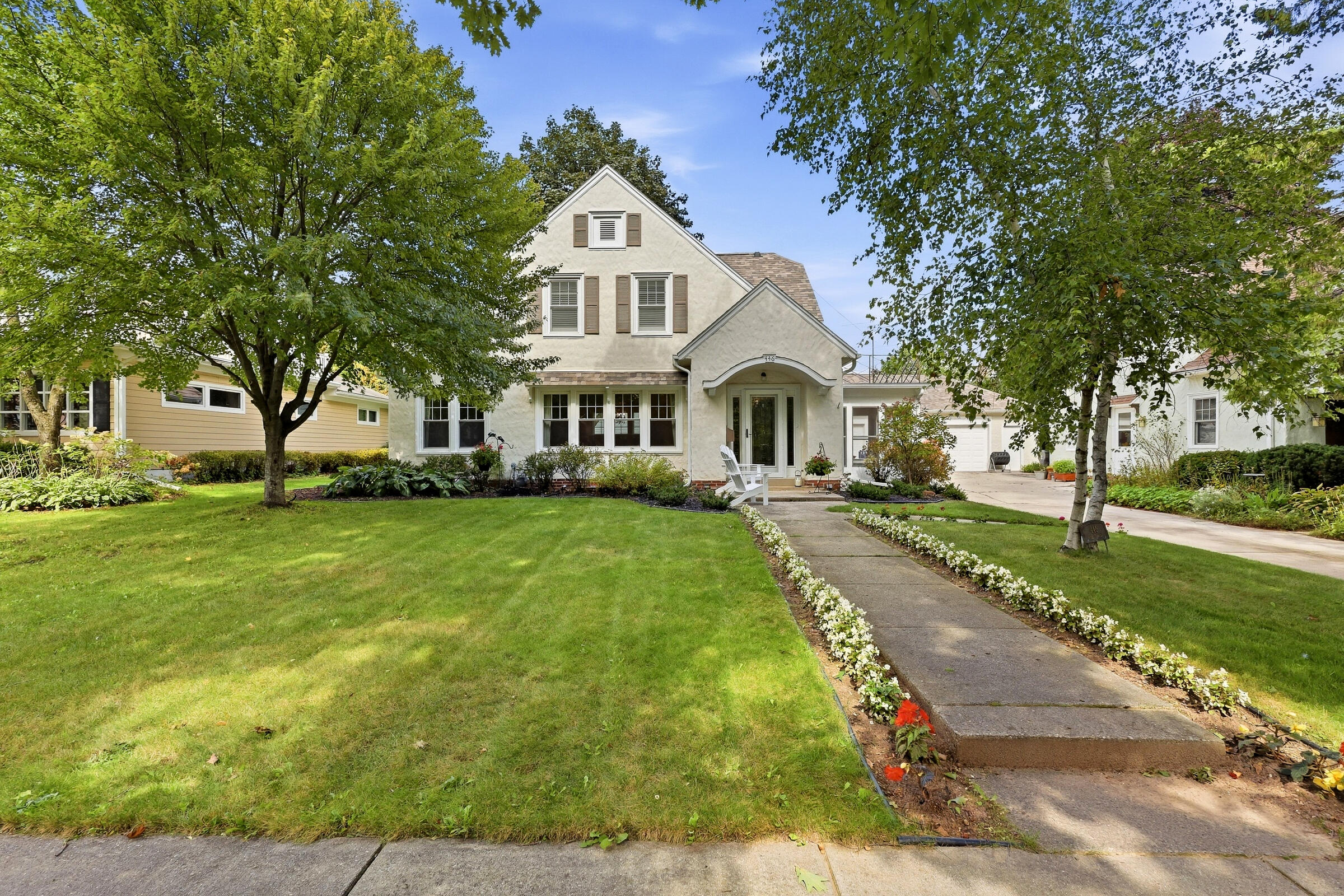 446 Pine Tree Rd Property Photo 1