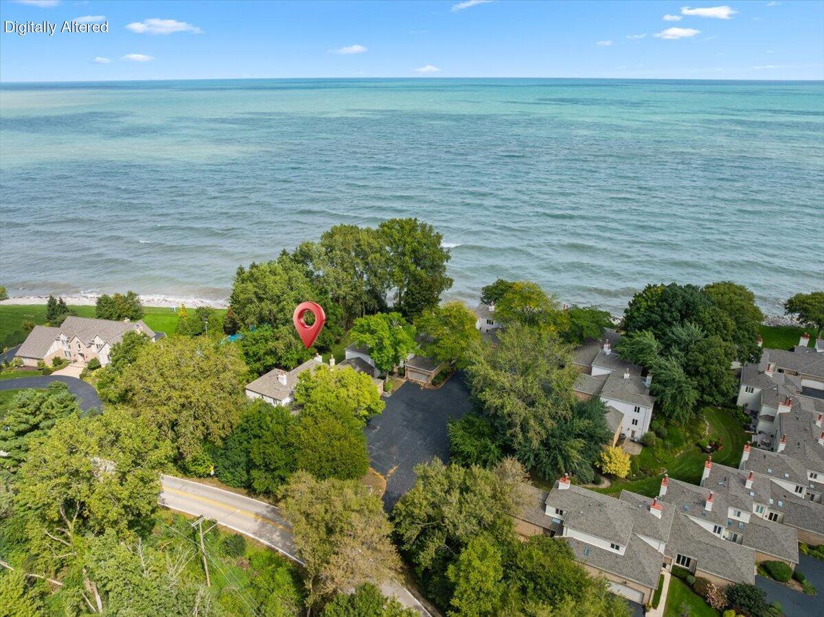 700 Waters Edge Rd Property Photo 1