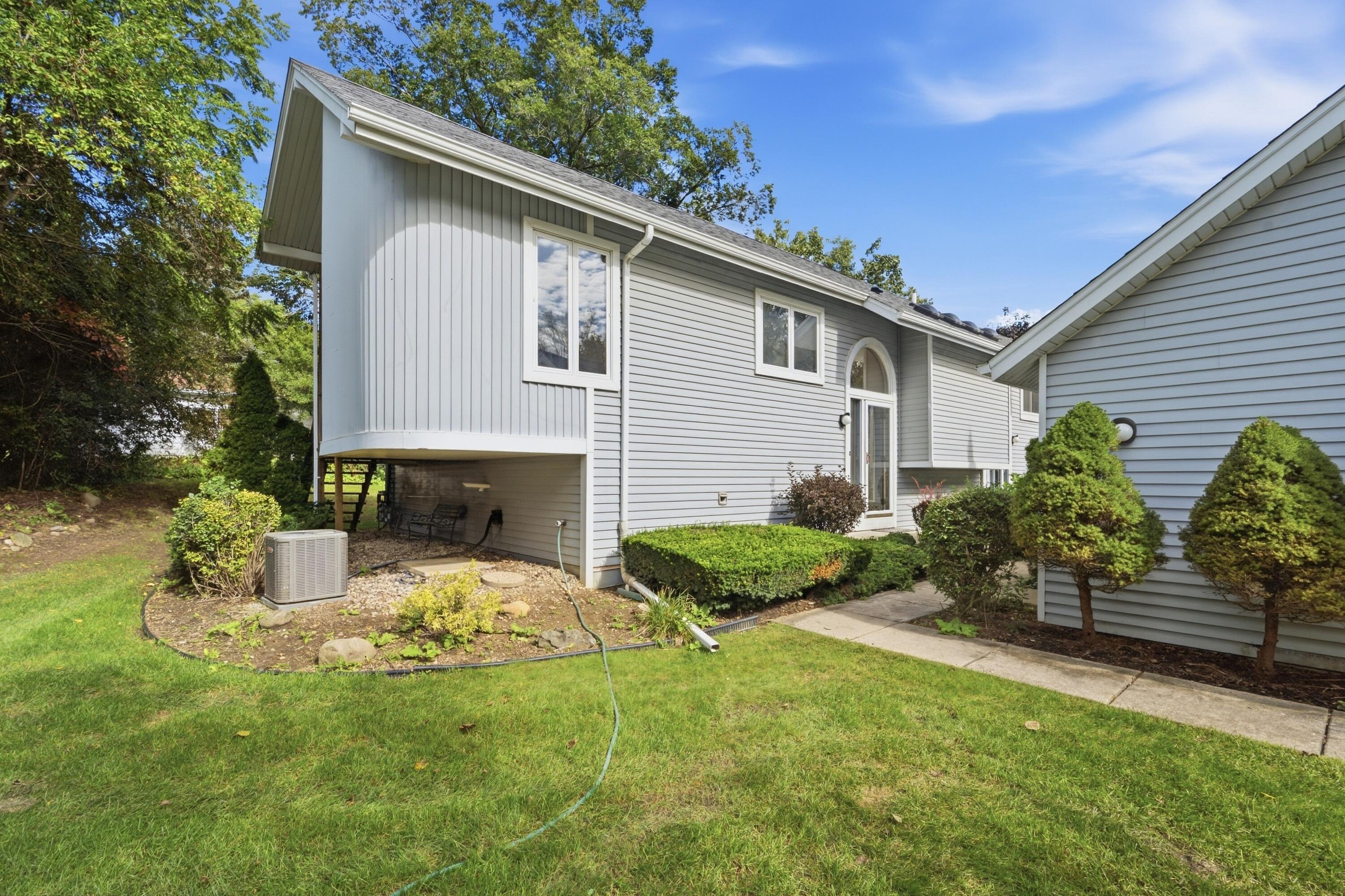 5921 Taylor Ave Property Photo 1