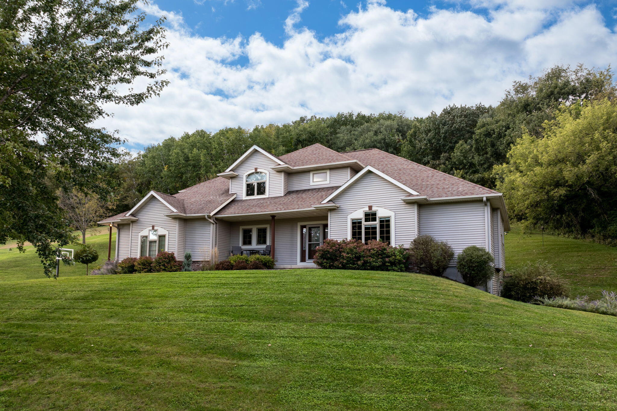 W5664 Stone Hill Rd Property Photo 1
