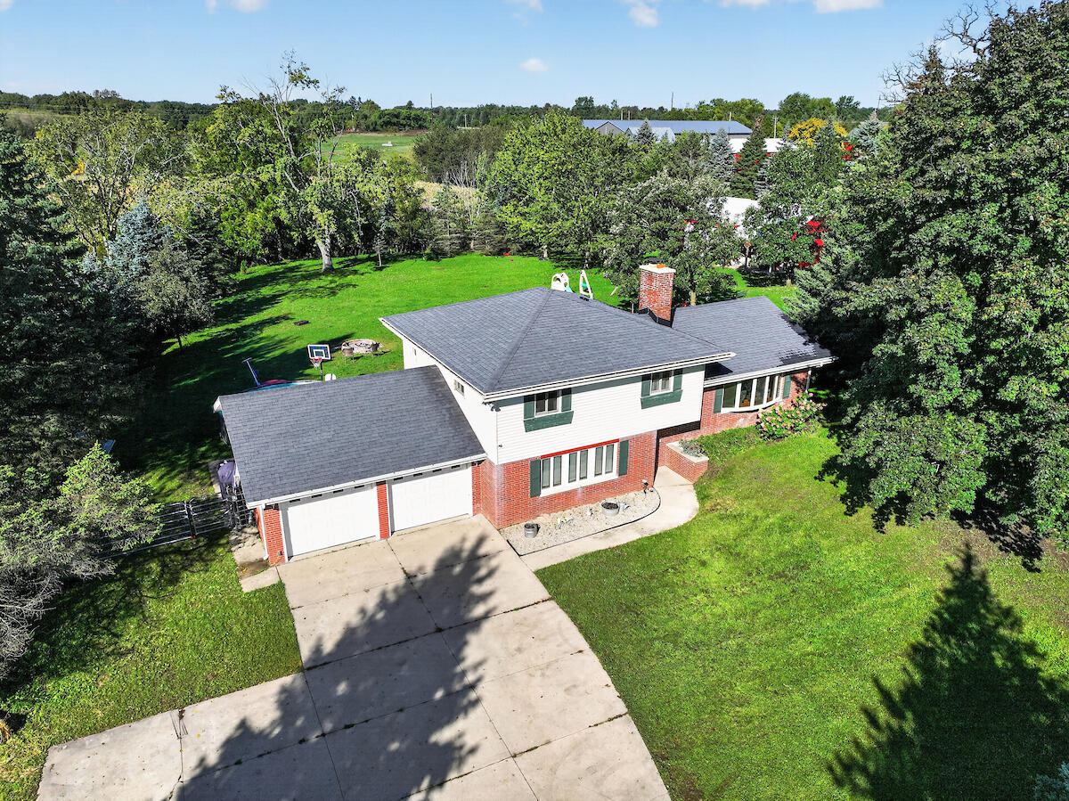1708 N Colony Ave Property Photo 1