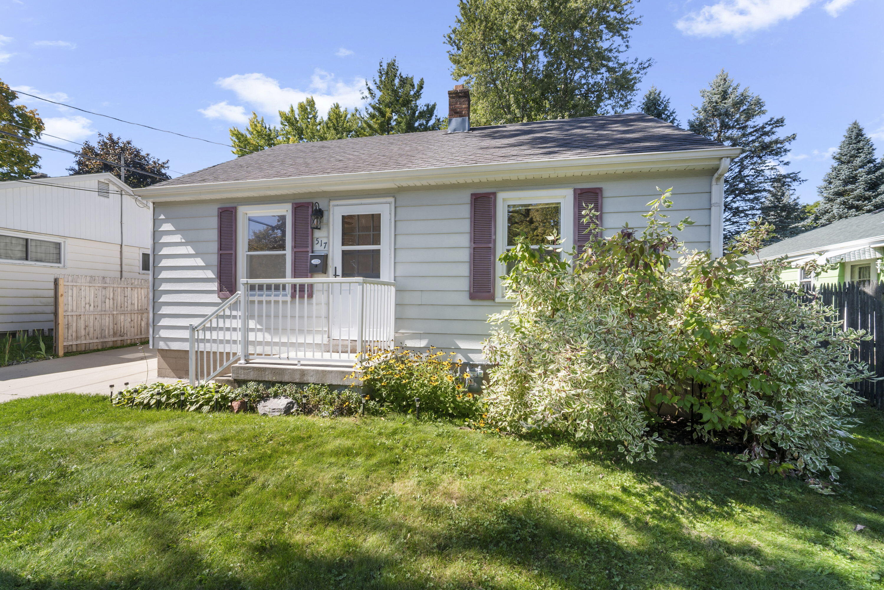 517 Cedar St Property Photo 1