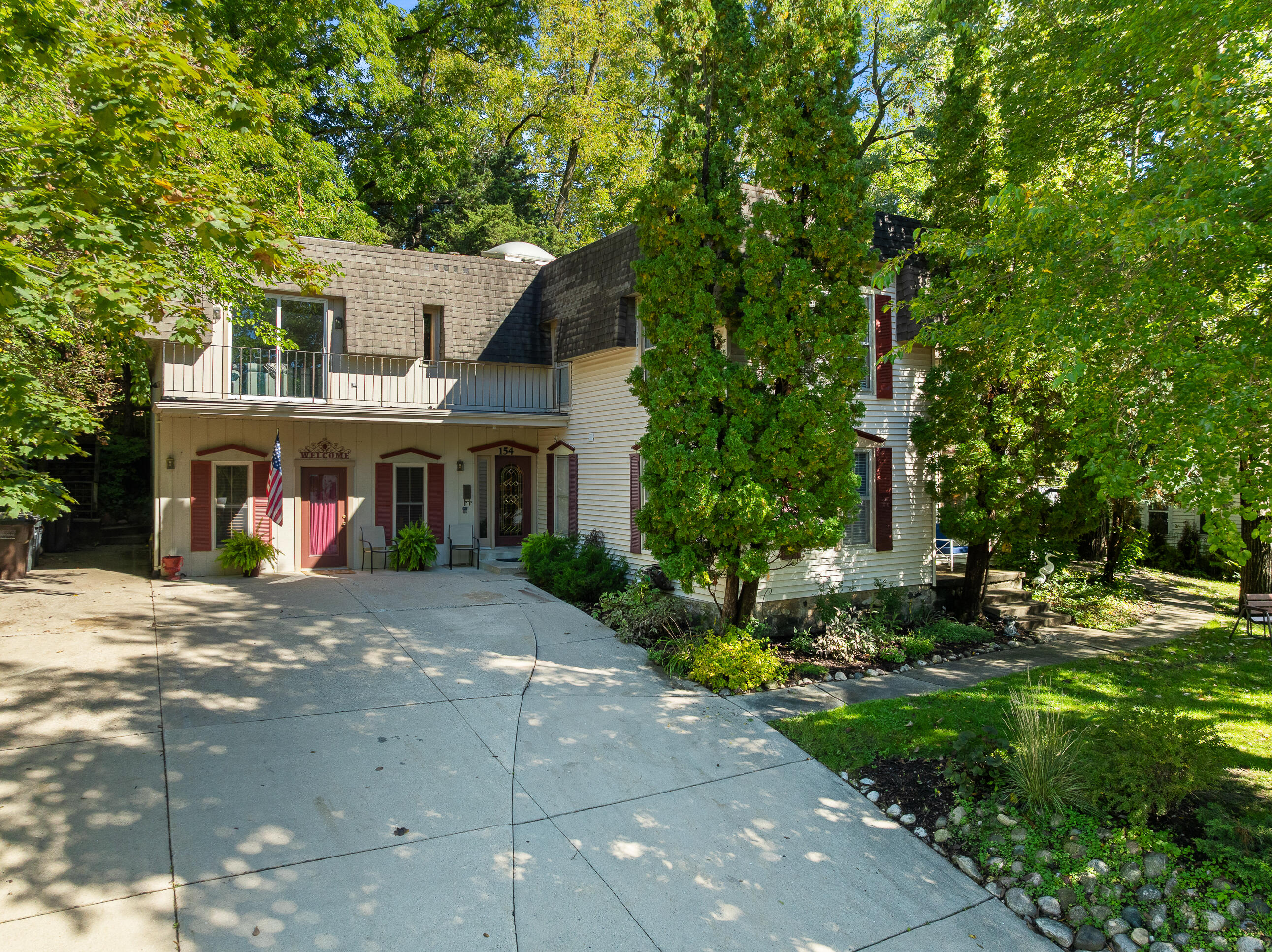 154 W Main - Property Photo 1