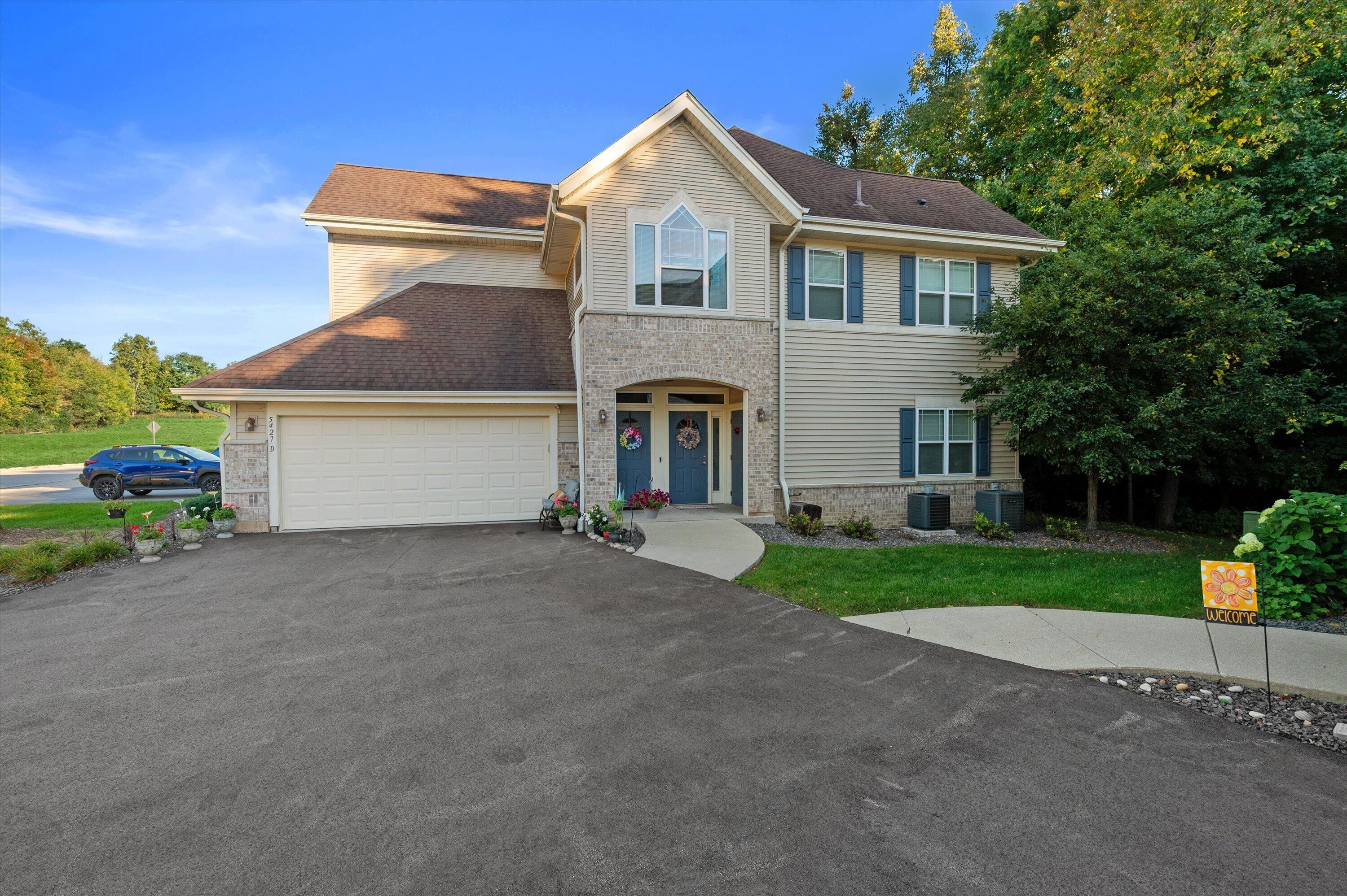 5427 W Cobblestone Way Property Photo 1