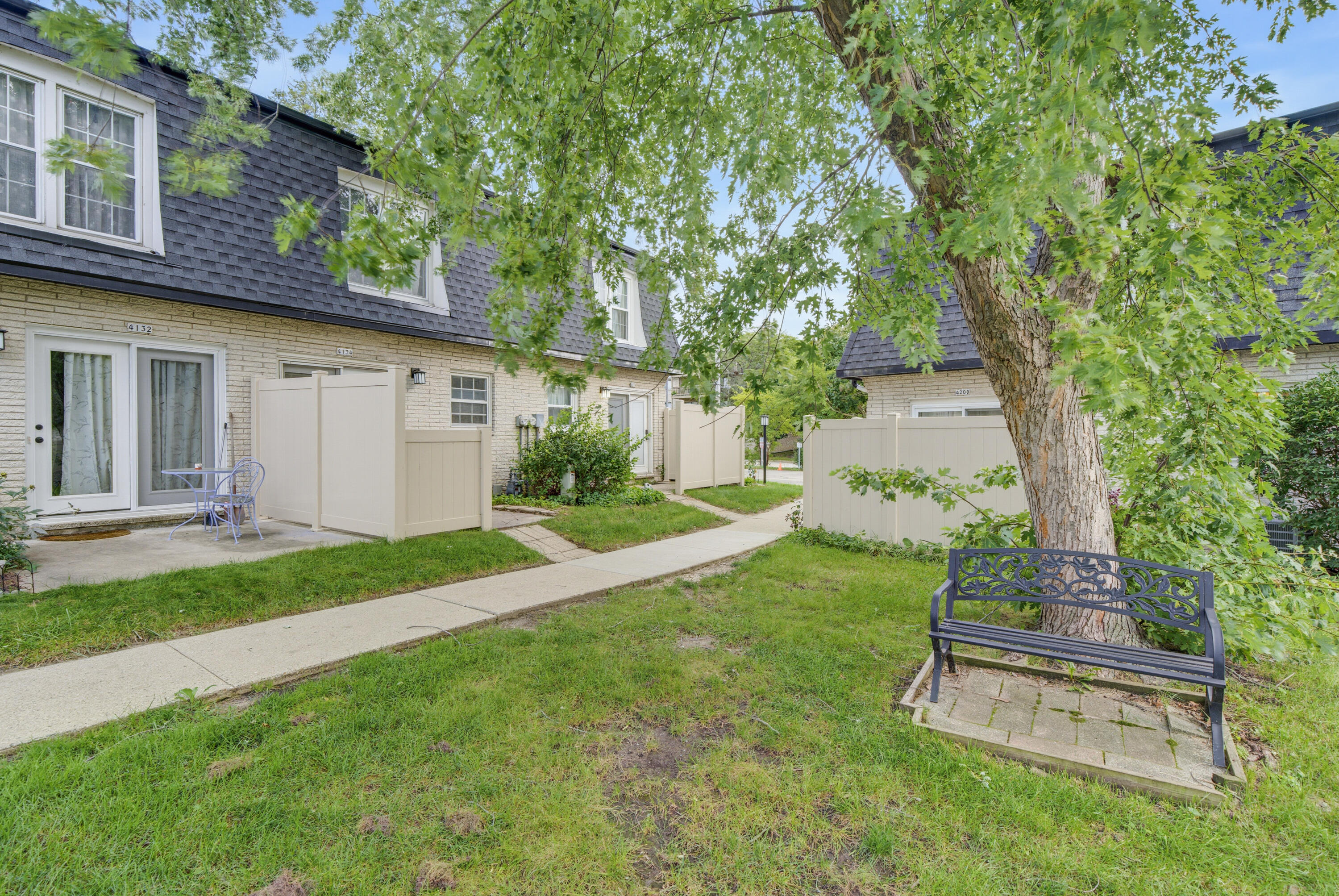 4134 W Cherrywood Ln Property Photo 1
