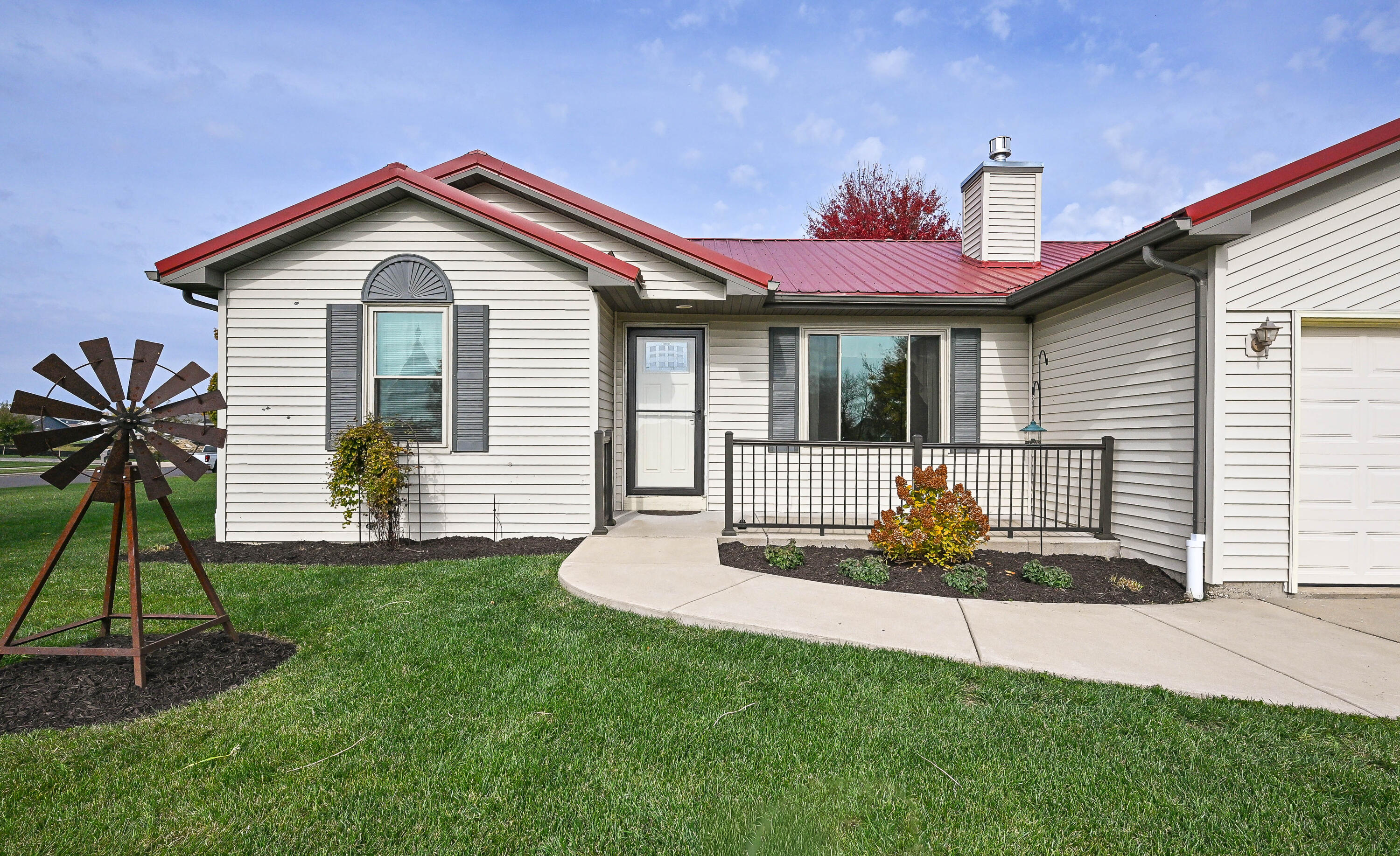 1511 Birchwood St Property Photo 1