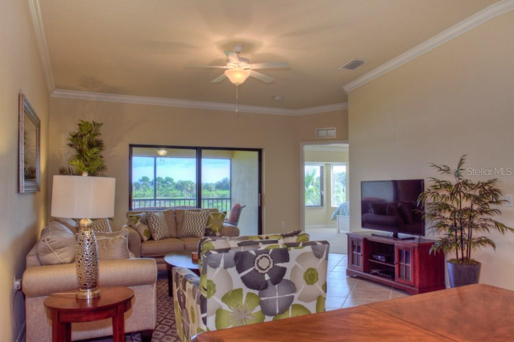 7305 River Hammock Dr #206 Property Photo 5