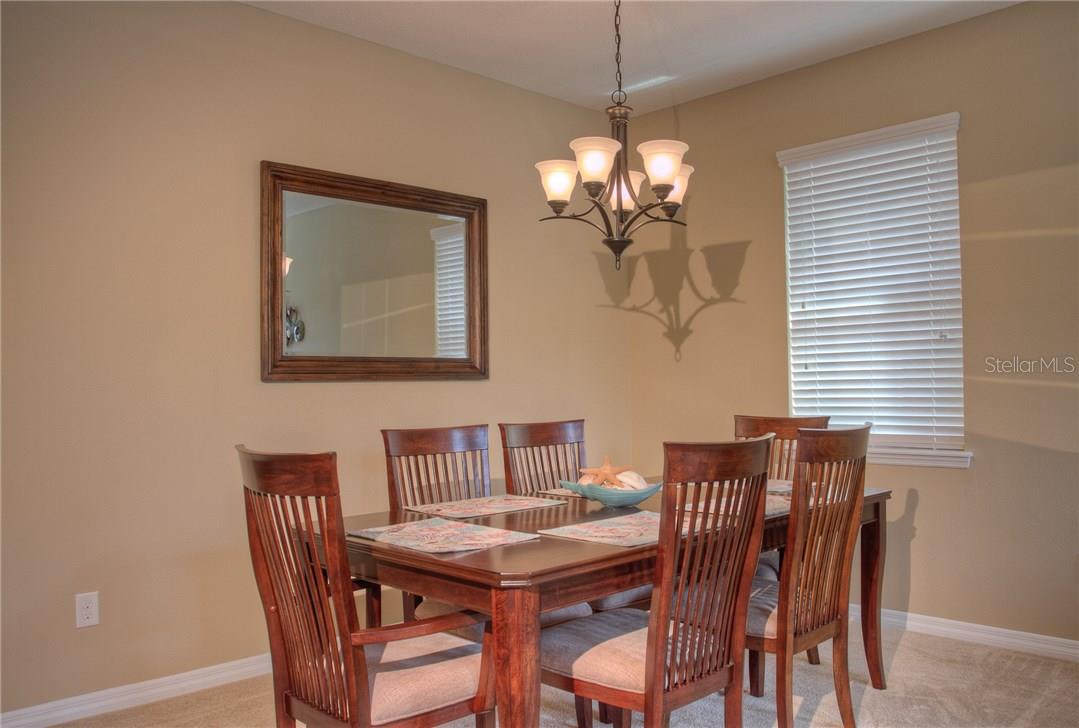 8525 Karpeal Dr Property Photo 6