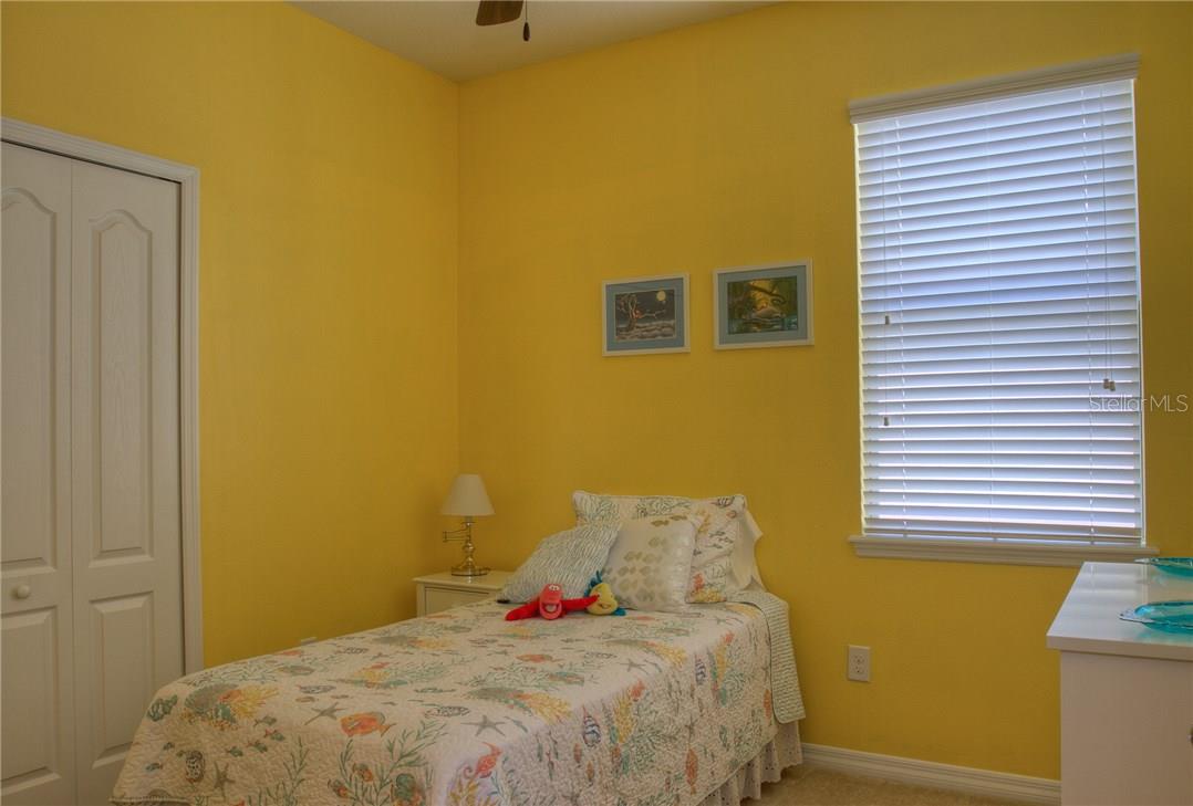 8525 Karpeal Dr Property Photo 17