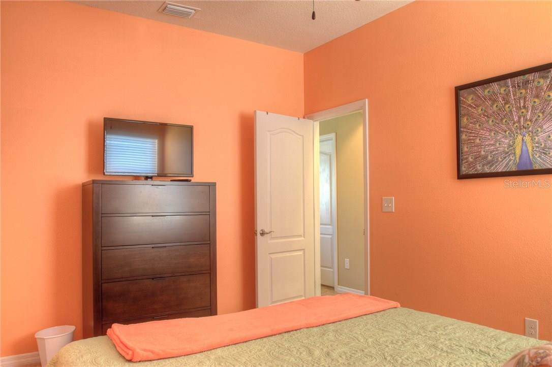 8525 Karpeal Dr Property Photo 21