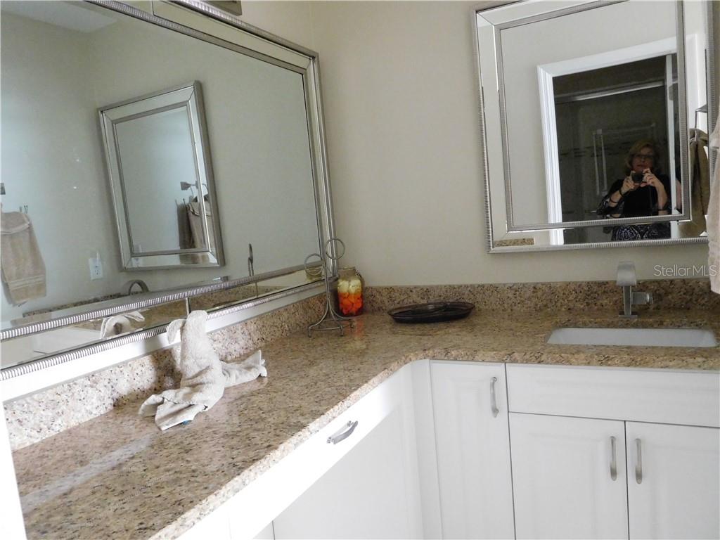 8735 Olde Hickory Ave #8104 Property Photo 13