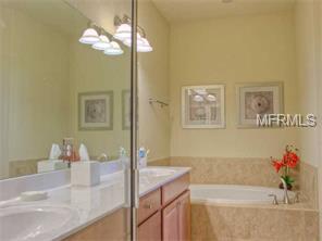 7112 Grand Estuary Trl #103 Property Photo 10