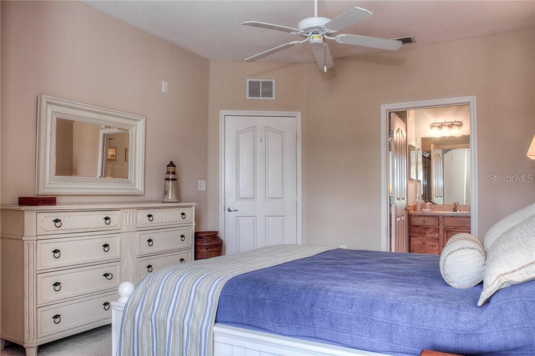 8357 38th Street Cir E #104 Property Photo 10
