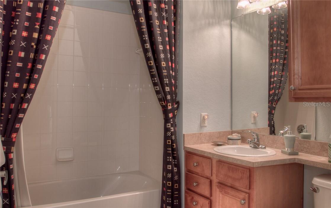 8357 38th Street Cir E #104 Property Photo 13