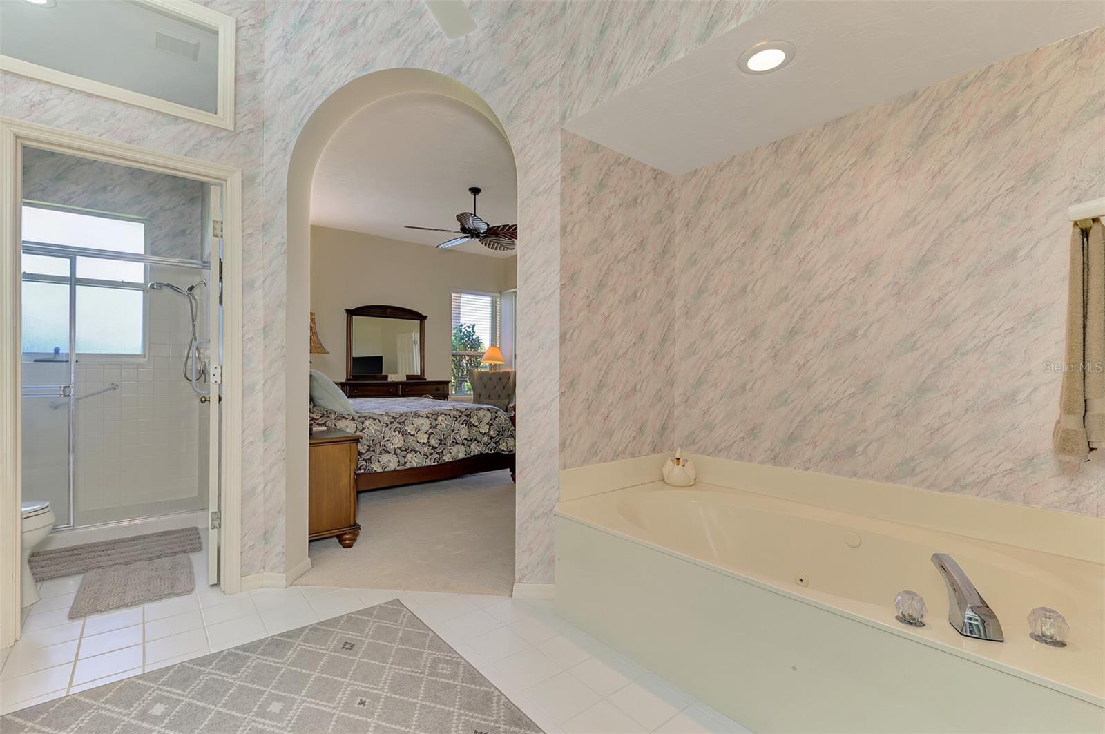 549 Fallbrook Dr Property Photo 33