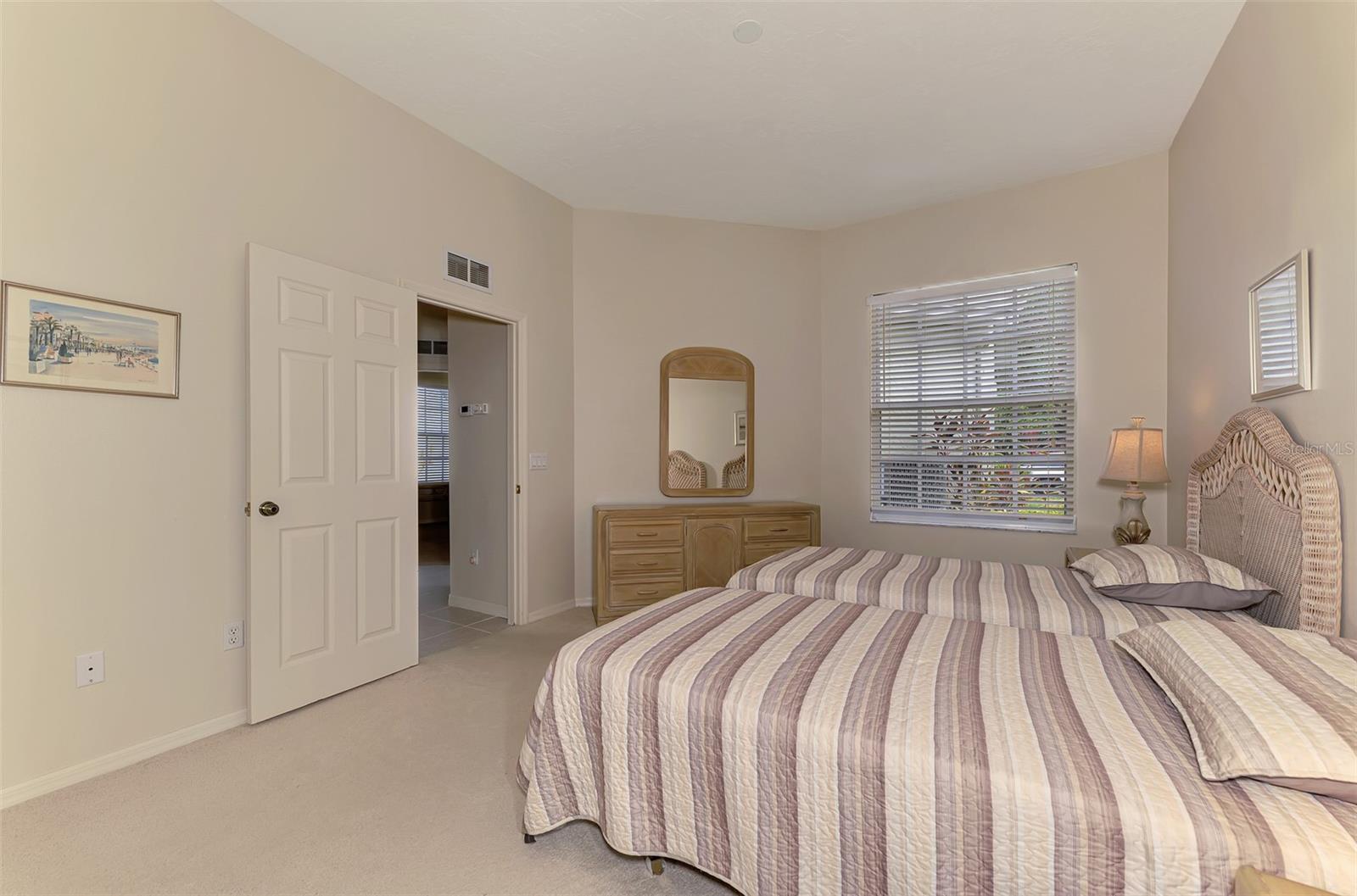549 Fallbrook Dr Property Photo 46
