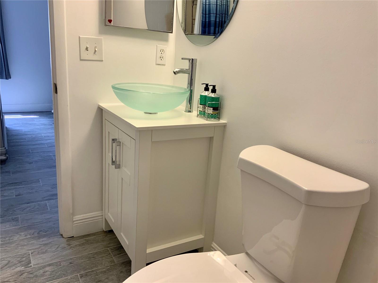 3213 Beneva Rd #204 Property Photo 12