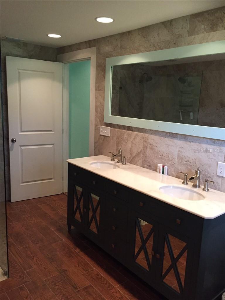 A4408511 Property Photo 11