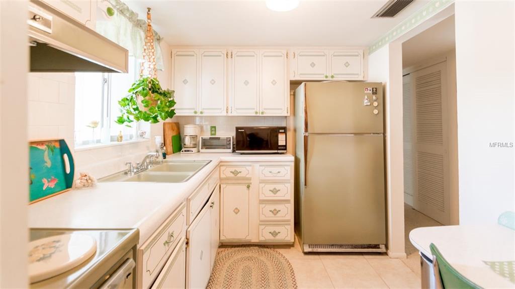 A4415372 Property Photo 3