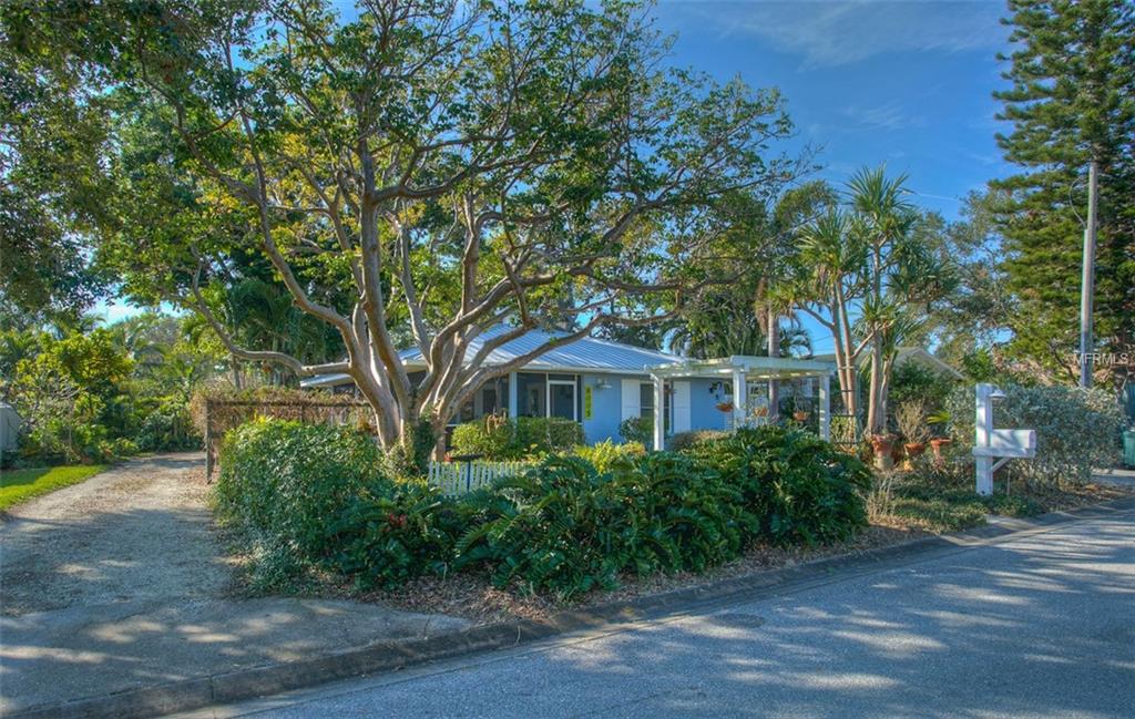 A4415975 Property Photo 1