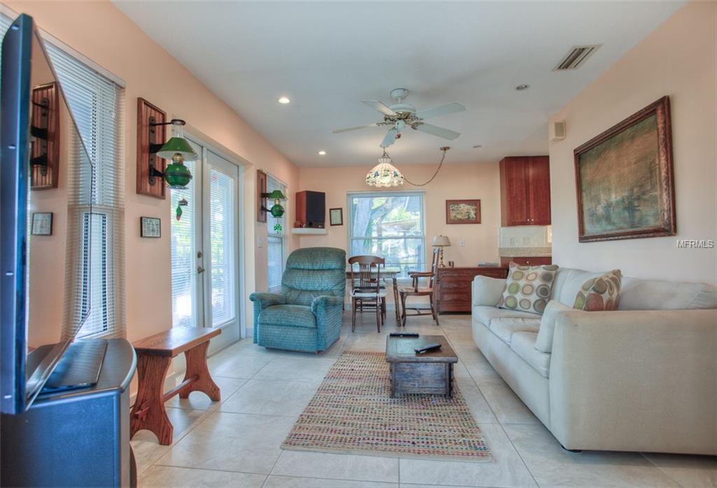A4415975 Property Photo 4