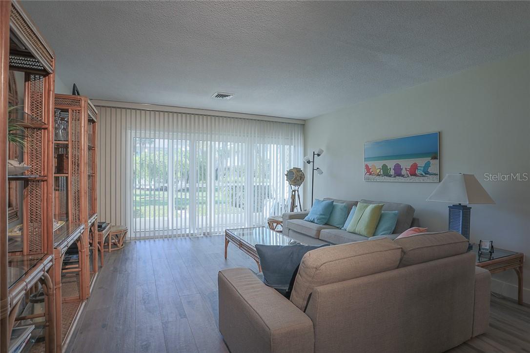 500 S Washington Dr #16a Property Photo 5