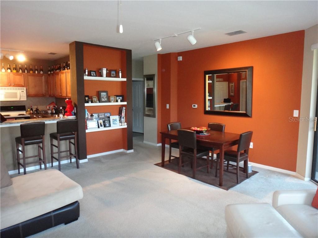 8325 38th Street Cir E #102 Property Photo 6