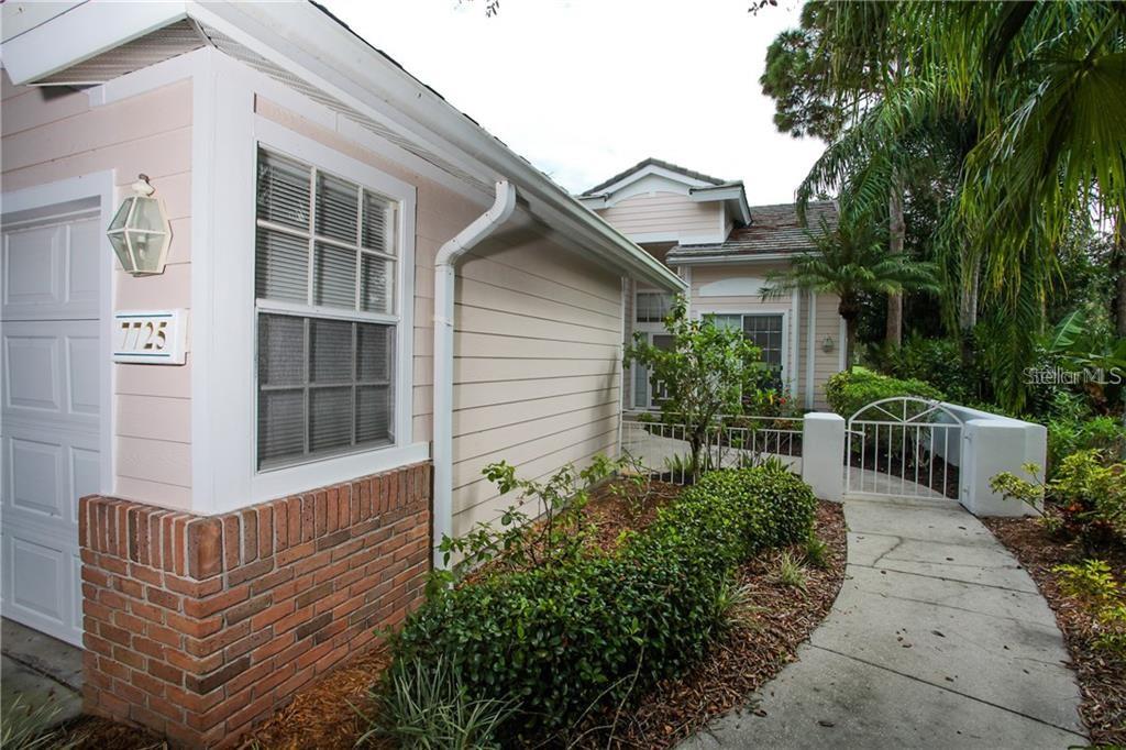 7725 Whitebridge Gln Property Photo 2