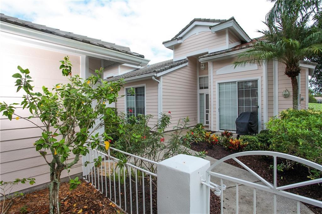 7725 Whitebridge Gln Property Photo 3