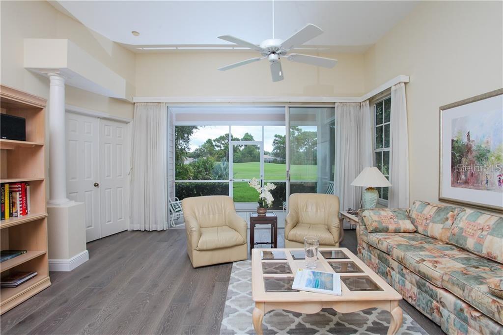 7725 Whitebridge Gln Property Photo 8