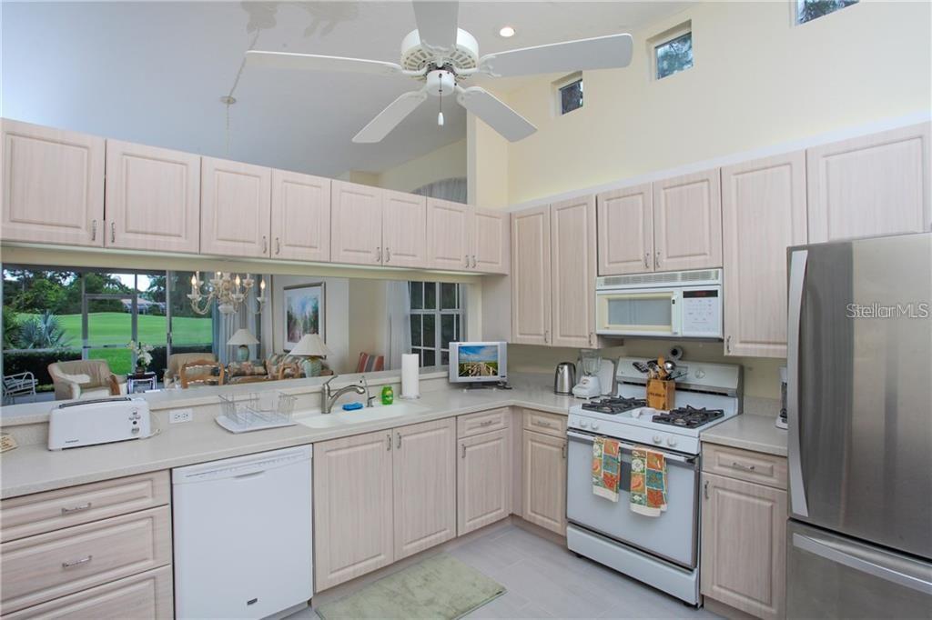 7725 Whitebridge Gln Property Photo 12