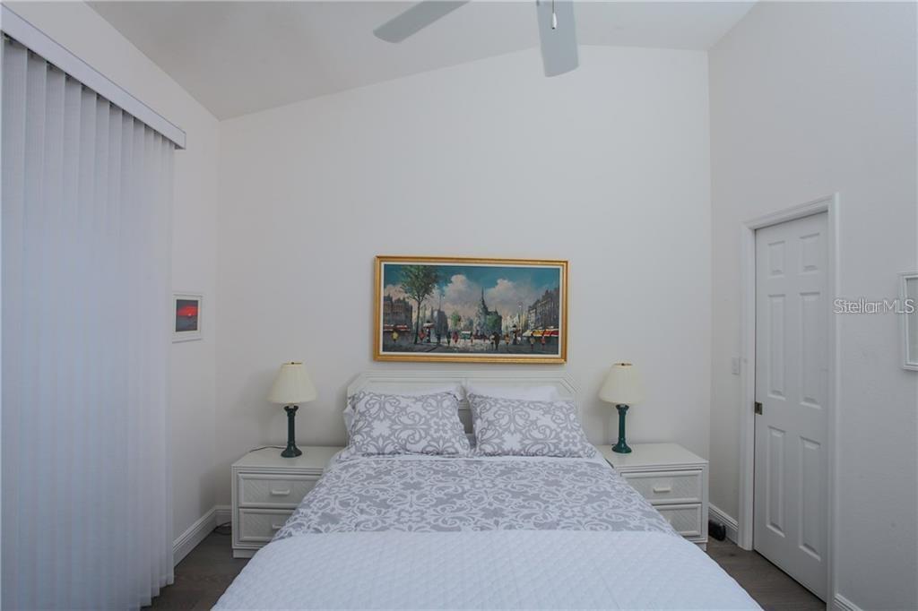7725 Whitebridge Gln Property Photo 14