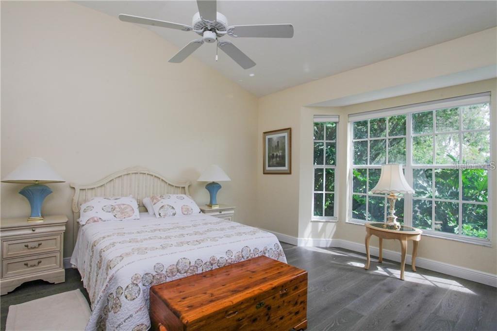 7725 Whitebridge Gln Property Photo 16