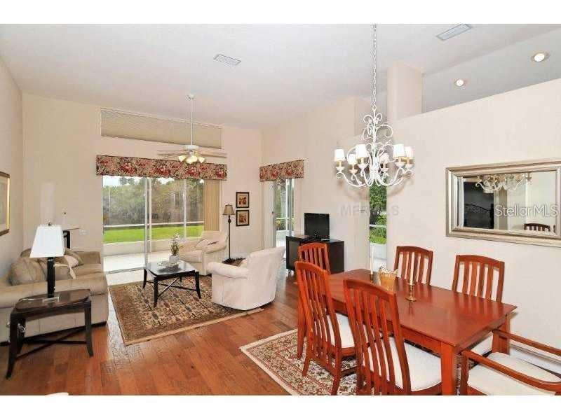 6718 Virginia Xing Property Photo 3