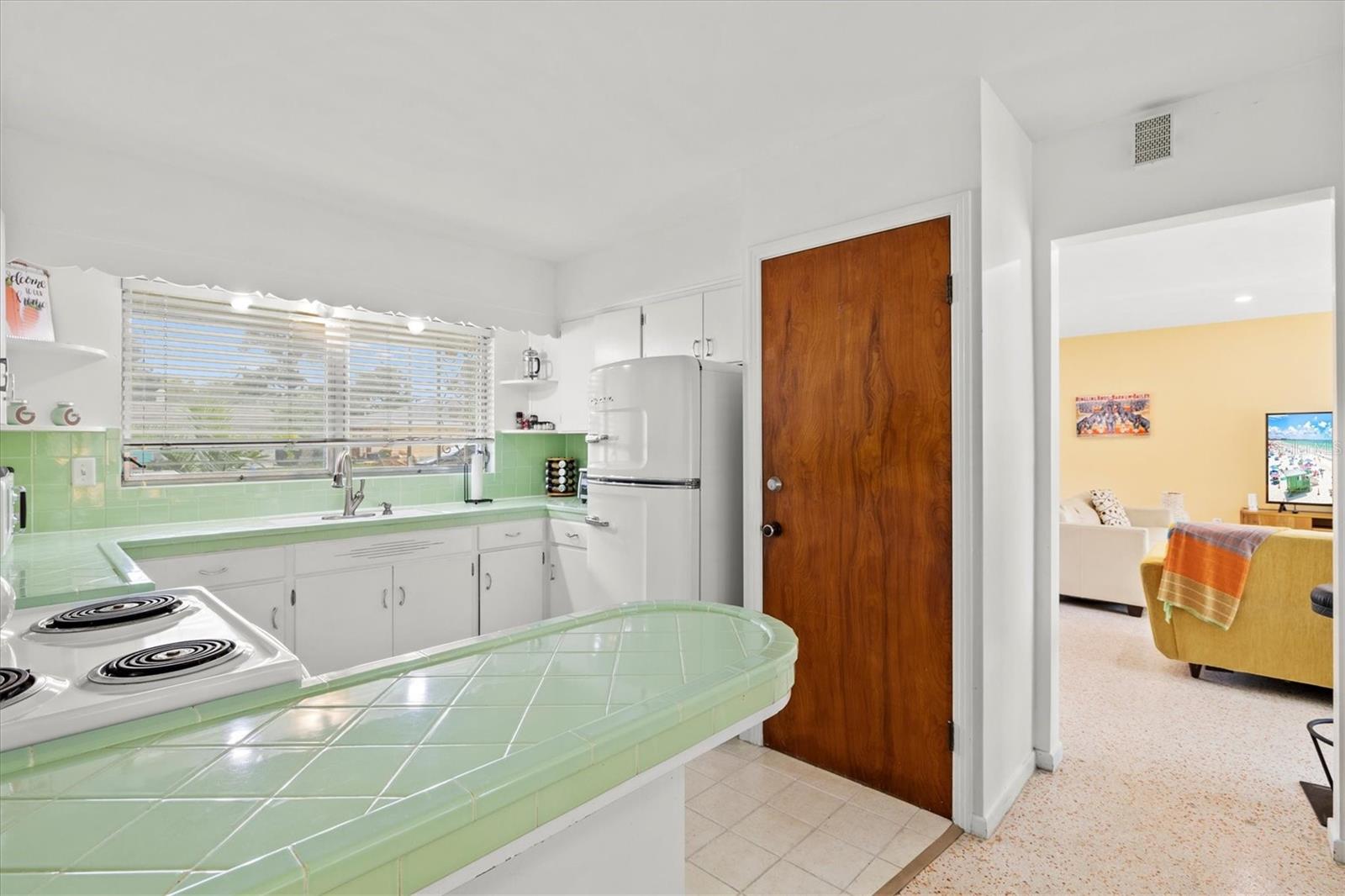 2473 Davis Blvd Property Photo 16