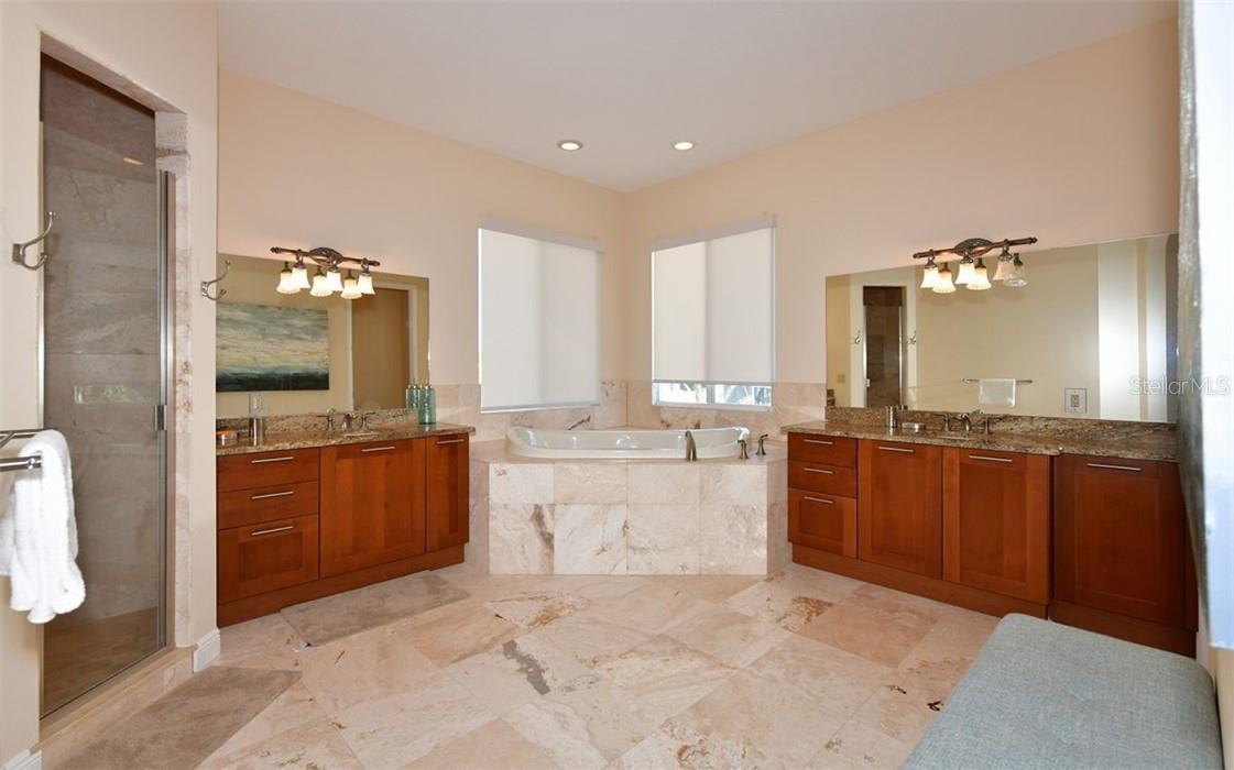 1179 Morningside Pl Property Photo 38