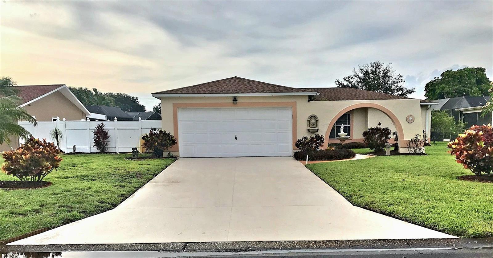A4467917 Property Photo 2