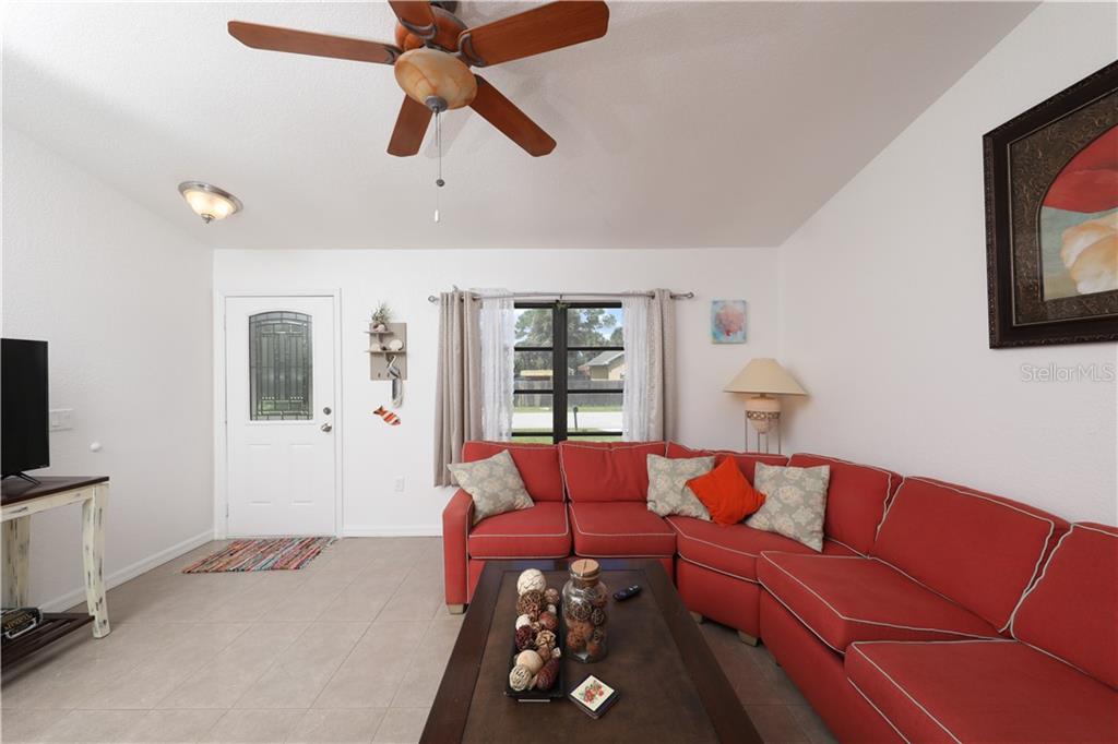 18091 Bracken Cir Property Photo 4