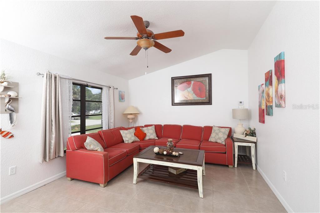18091 Bracken Cir Property Photo 6