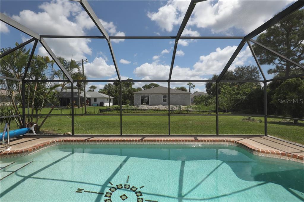 18091 Bracken Cir Property Photo 25