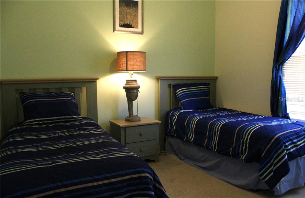 4668 56th Ter E Property Photo 17