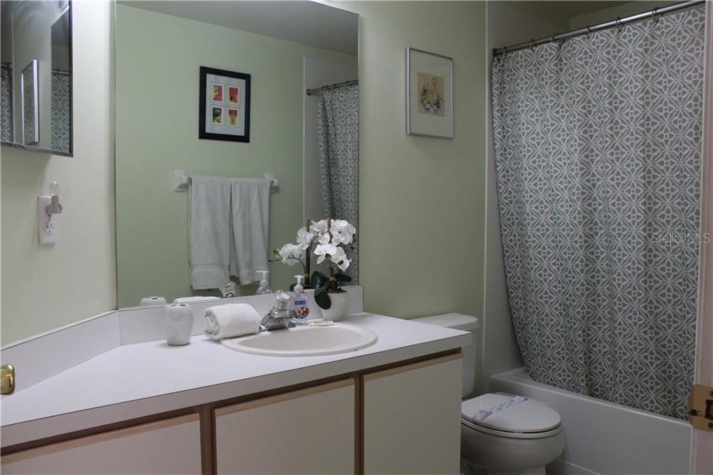 4668 56th Ter E Property Photo 18