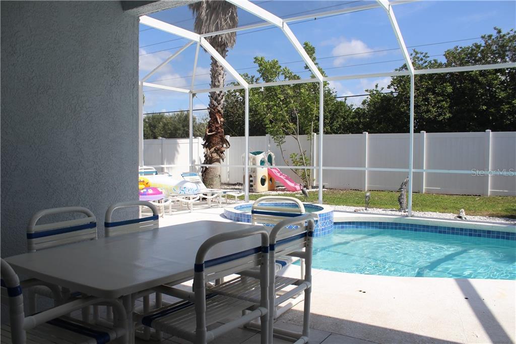 4668 56th Ter E Property Photo 21