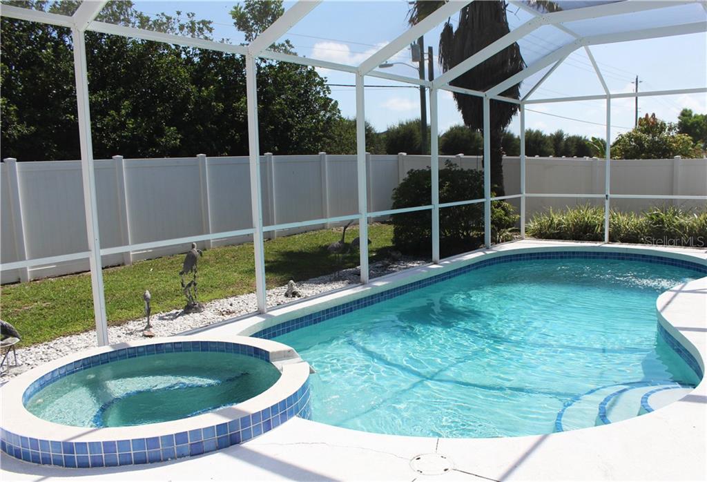 4668 56th Ter E Property Photo 22