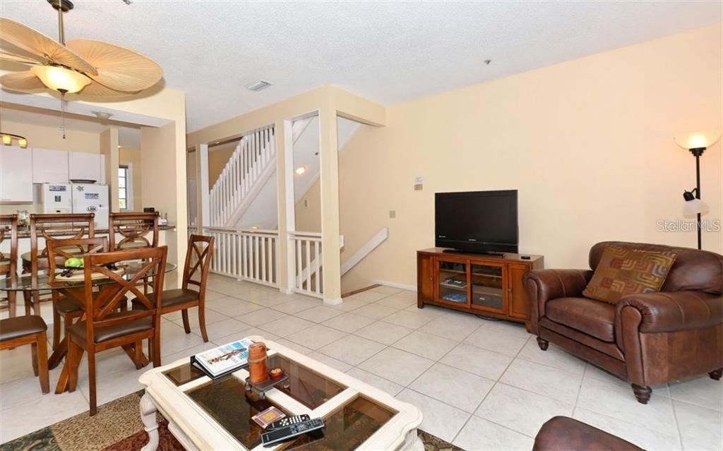 655 Cedars Ct #655 Property Photo 3