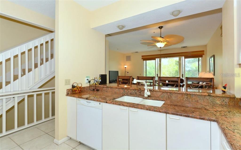 655 Cedars Ct #655 Property Photo 5