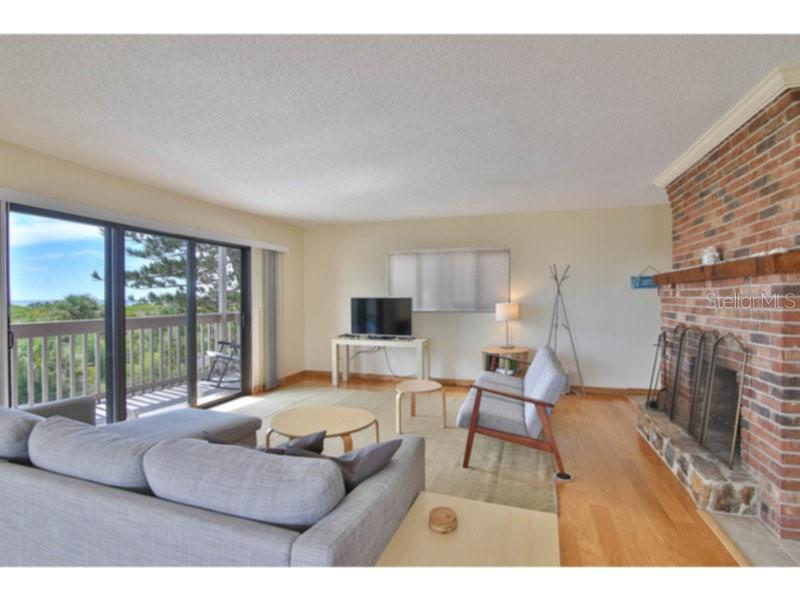 460 Beach Rd #a1 Property Photo 6