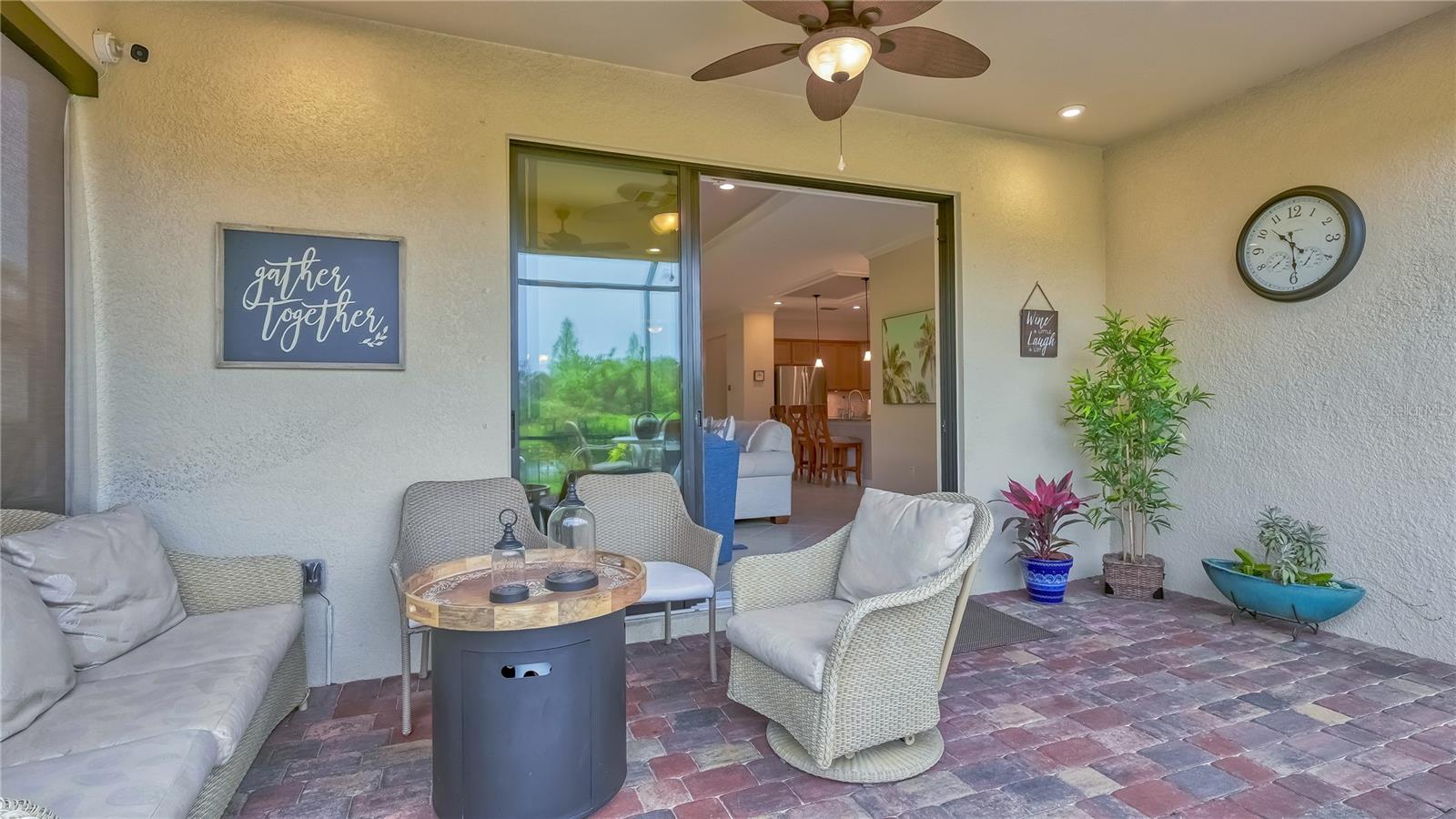 6888 Willowshire Way Property Photo 12