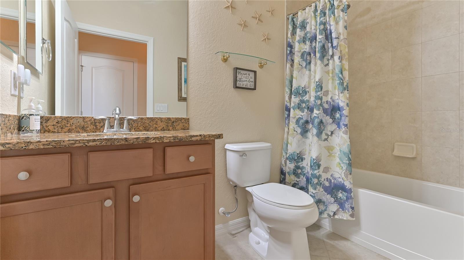 6888 Willowshire Way Property Photo 23