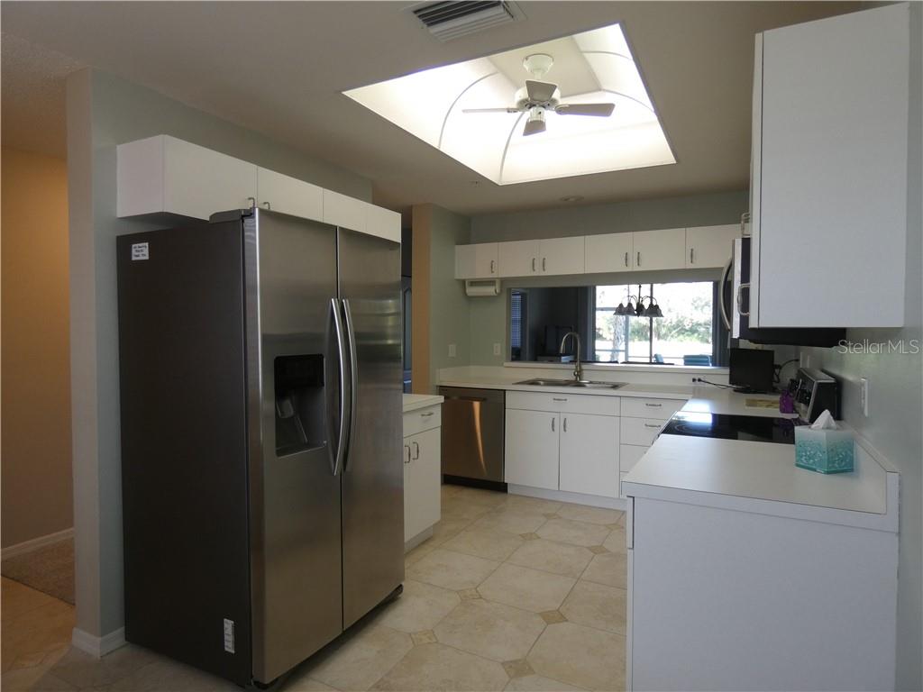 8735 Olde Hickory Ave #8101 Property Photo 4